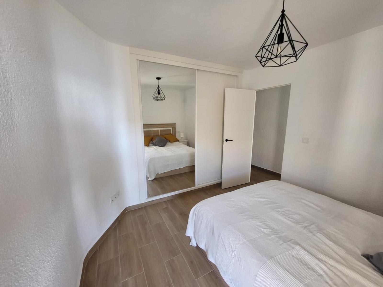 Sea View Luxury Victoria Apartment